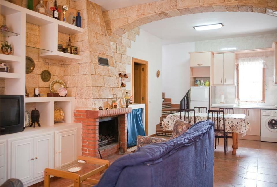 Вилла Vivienda Rural El Mirador De Enix Экстерьер фото